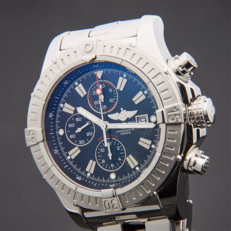 pre owned breitling avenger watch